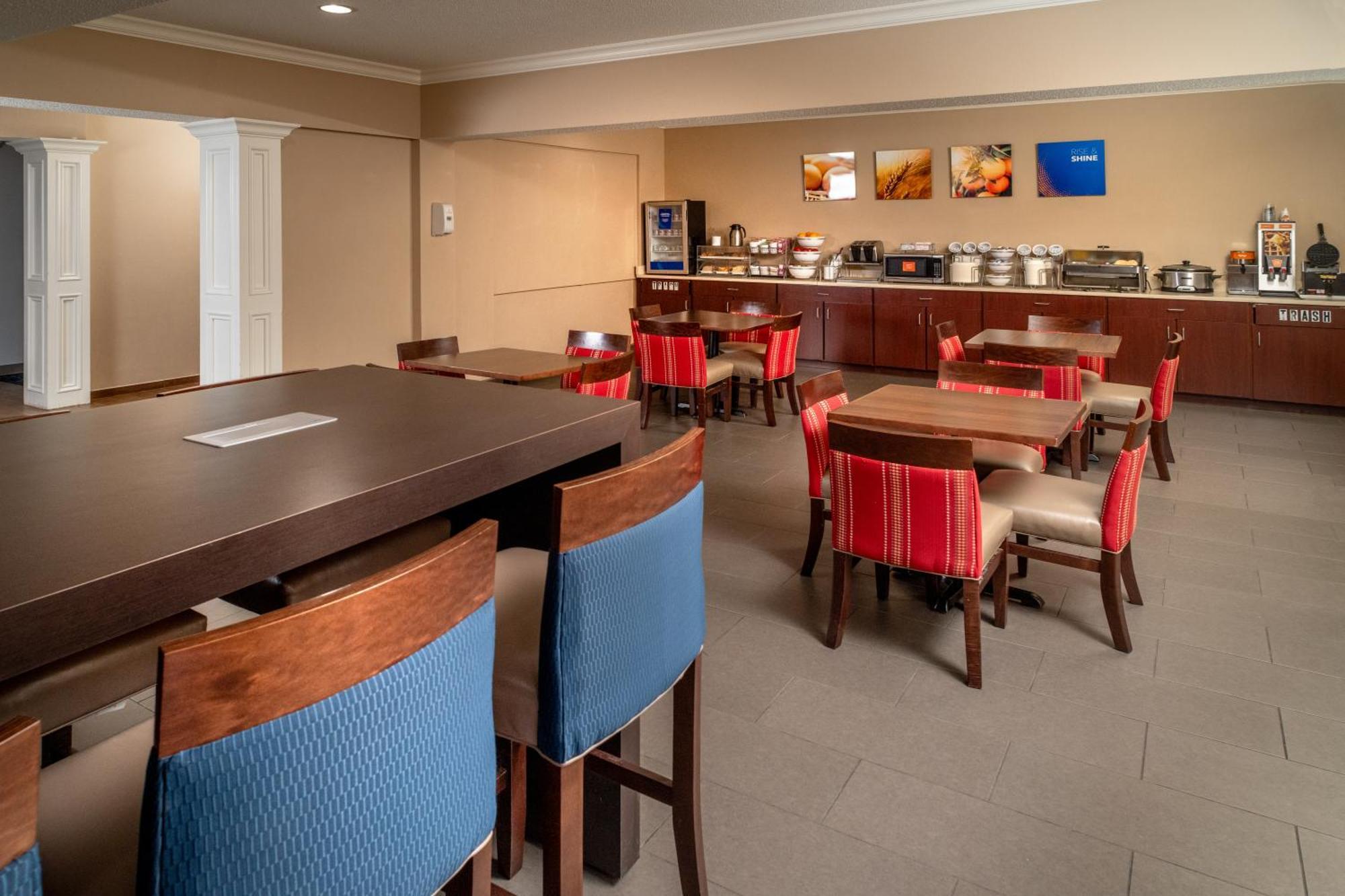 Comfort Suites Prestonsburg West Exteriér fotografie
